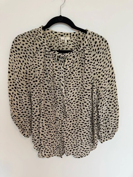 Joie Silk Leopard Print Blouse size S - Picture 3 of 5